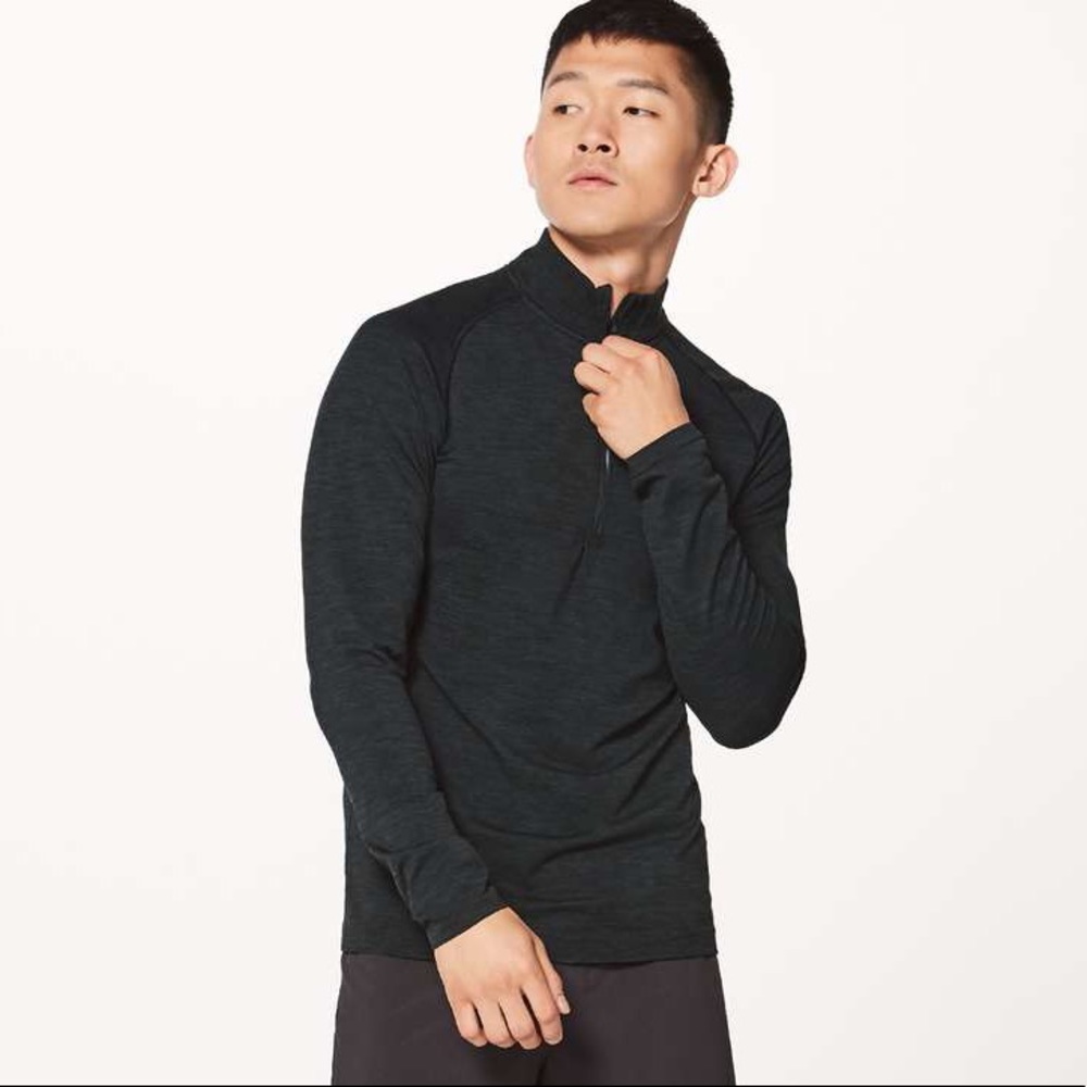 Lululemon Black Metal Vent half zip pull over